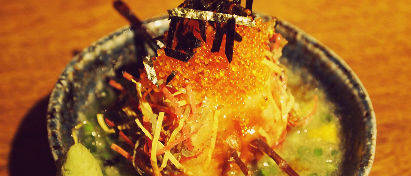 生麩と胡麻豆腐の串揚げの写真